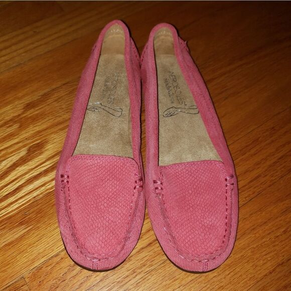 Aerosoles coral leather Slip-On Flats - Picture 2 of 7